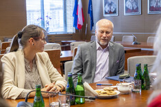 Od lewej: prof. PRz D. Stadnicka, prof. J. Sęp,